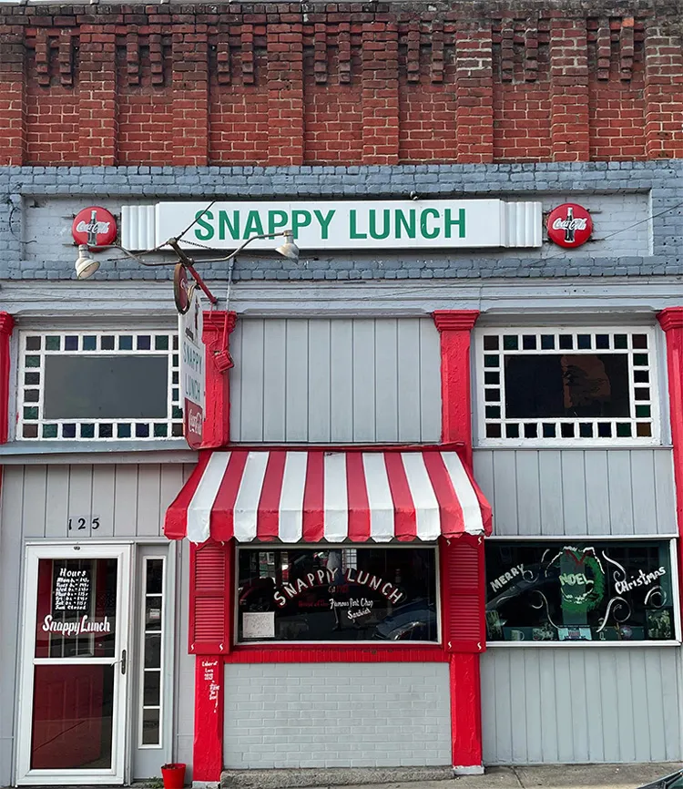 Snappy Lunch Exterior
