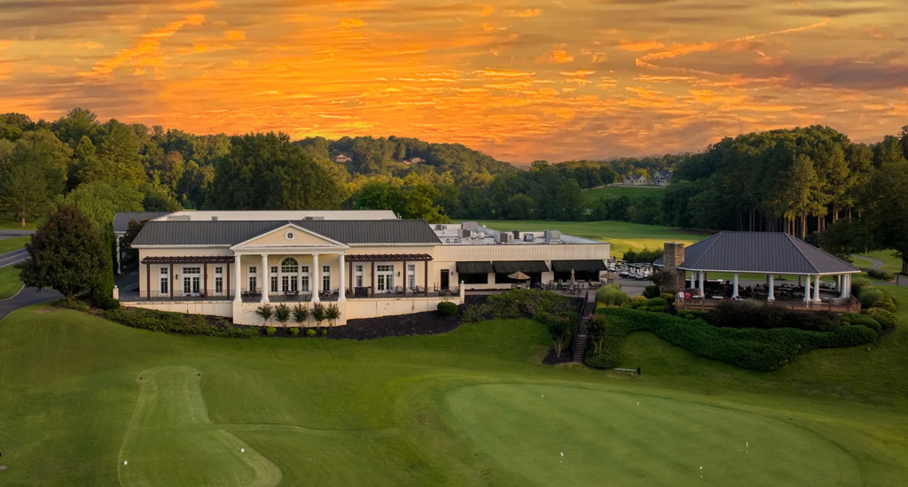 cross-creek-clubhouse-pond