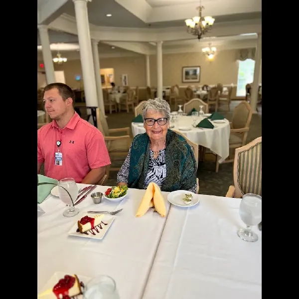 RidgeCrest Mount Airy NC | Dining 11