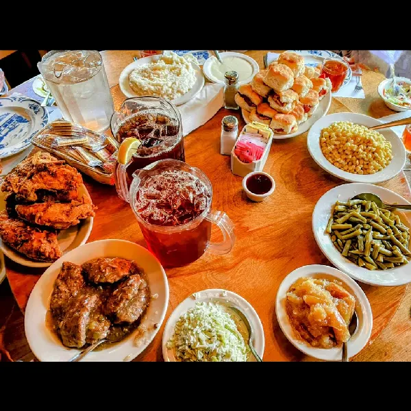 RidgeCrest Mount Airy NC | Dining 1