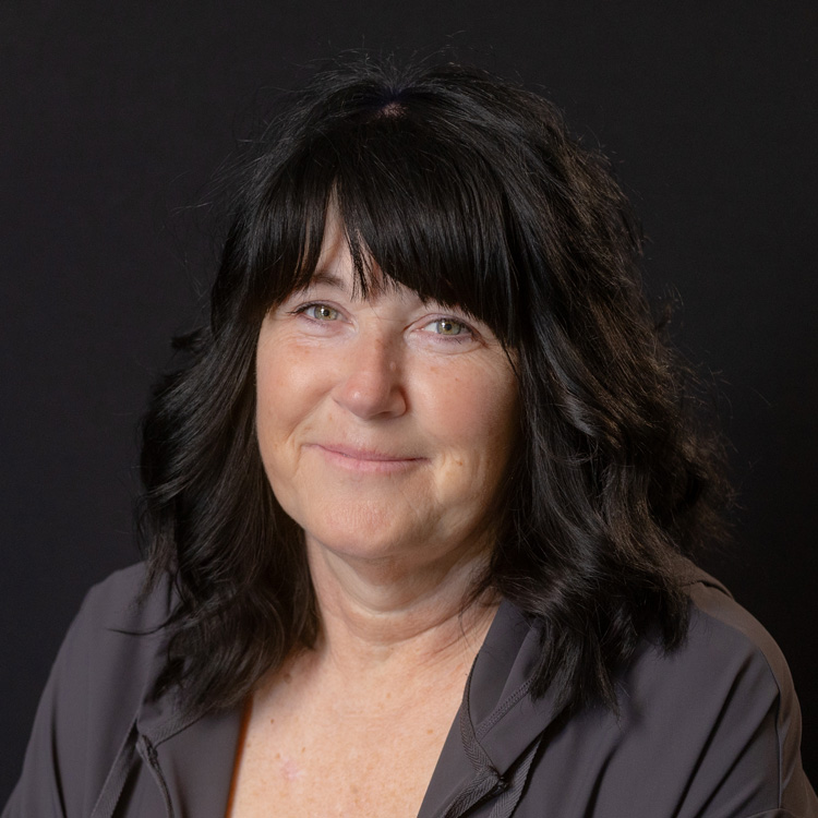 Christy Craig Headshot